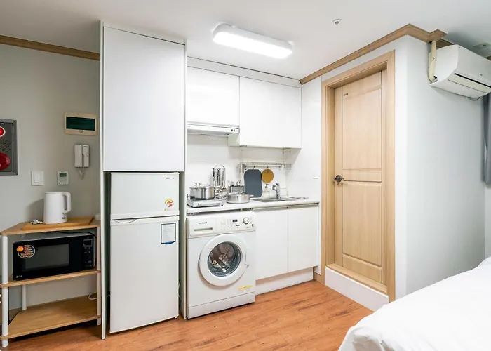 Cozy & Private 3 Mins Walk From Metro Station Apartment Seoul