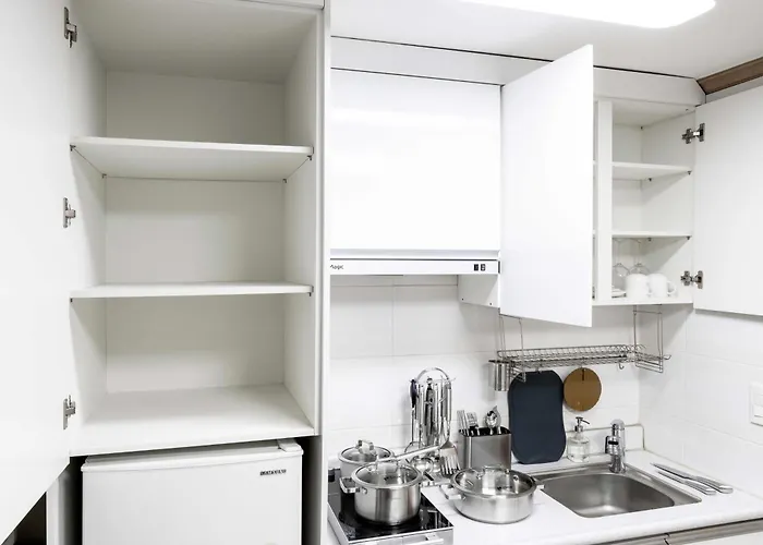 Cozy & Private 3 Mins Walk From Metro Station Apartment Seoul