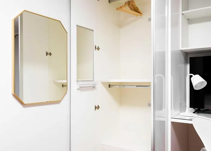 Apartment Cozy & Private 3 Mins Walk From Metro Station
