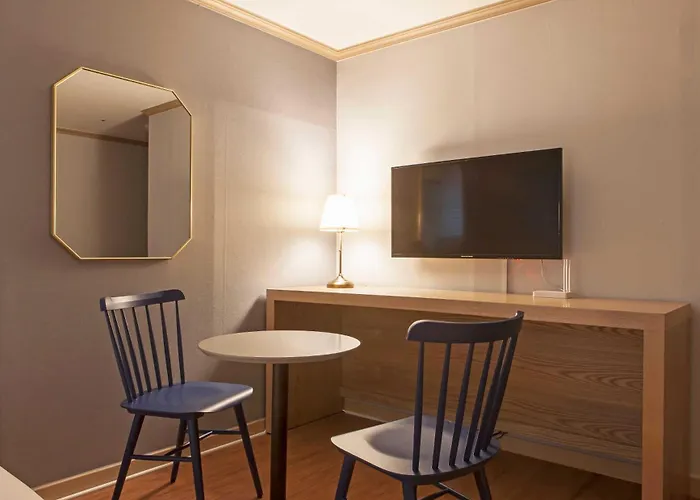 Apartment Cozy & Private 3 Mins Walk From Metro Station Seoul