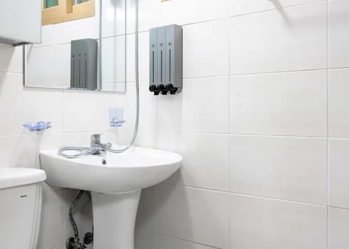 Cozy & Private 3 Mins Walk From Metro Station * Seoul
